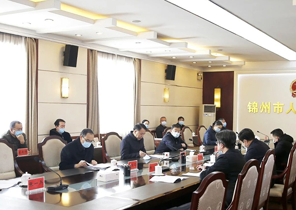 市政府聽(tīng)取人大代表、政協(xié)委員對(duì)《政府工作報(bào)告》的意見(jiàn)和建議