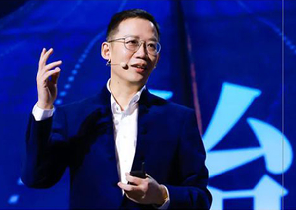 吳曉波跨年演講談產業(yè)互聯(lián)網(wǎng)：2021年中國產業(yè)經(jīng)濟要走向產業(yè)智能革命的未來列車